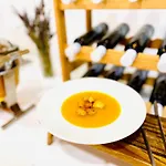 White Donkey Boutique (adults Only) 4* Χράνοι