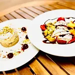 White Donkey Boutique (adults Only) 4* Χράνοι